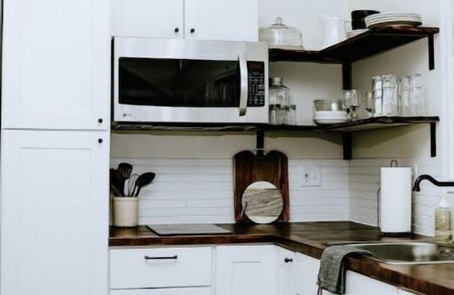 Dublin House | The White Pine Cottage at Clay House