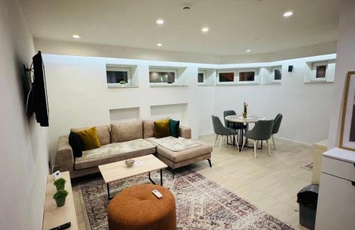Old Town Apartment | The white shell Apartment - Old Town apartment - Walk everywhere