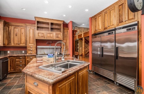 Alton Other | The Wildflower-Near Zion & Bryce, sleeps 30+