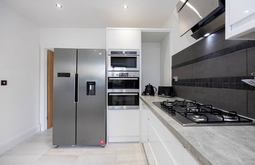 Wilmslow House | The Wilmslow House Su