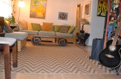 Barton Heights House | The Winehouse above Barton Springs