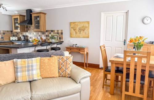 Rookley Ski Chalet | The Wing at Fox Hollow
