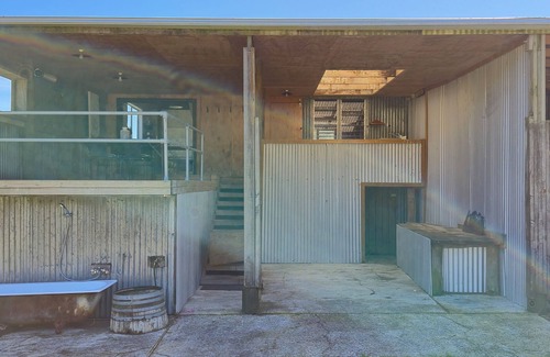 Rotorua District House | The Woolshed Close to popular thermal attractions