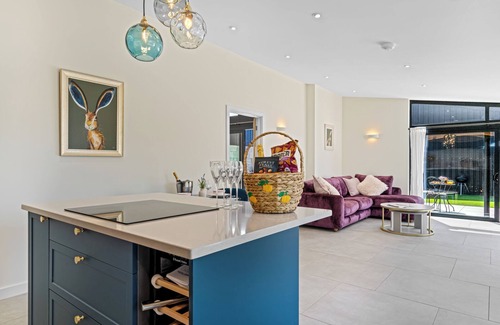 Abergavenny Villa | The Wren - Luxury Retreat