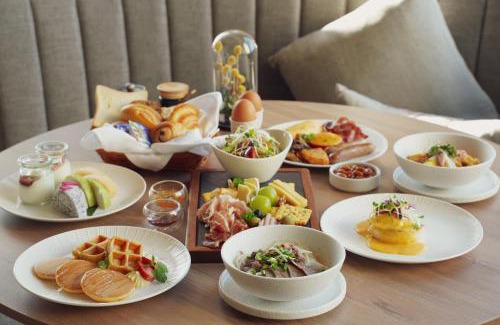Ha Long Hotel | The Yacht Hotel by DC