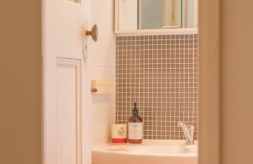 Ironbark House | The Yellow House Summ
