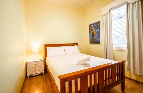 Ironbark House | The Yellow House Summ