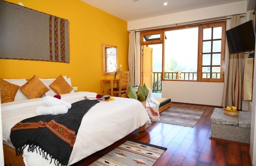 Bashisht Hotel | The Yellow Room- Soulful Abodes