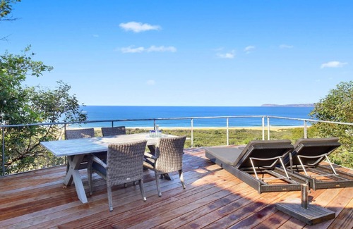 Killcare Heights House | The Yurt - Ocean Views & Pet Friendly
