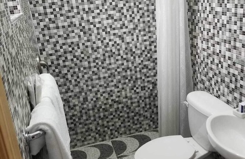 Porus Apartment | Thebreeze can accommodate up to 30 people