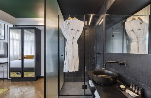 Neve Tzedek Hotel | Theodor Rothschild Tel-Aviv