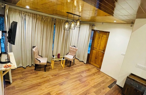 She Resort | Thiksey Monastery 5km, Shanti Stupa 7km from the property