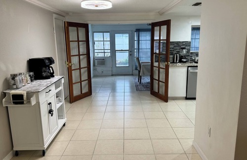New Port Richey East House | This cozy house comes with 3 bedrooms, 2 baths and a private swimming pool.