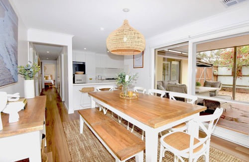 Tootgarook House | This fantastically positioned beach side home (sleeping 9-11 guests)