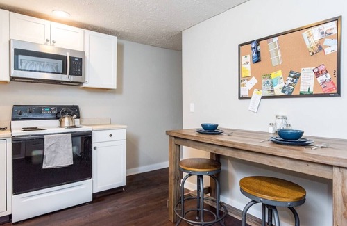 Frankfort House | This house is a 2 bedroom(s), 1 bathrooms, located in Frankfort, KY.