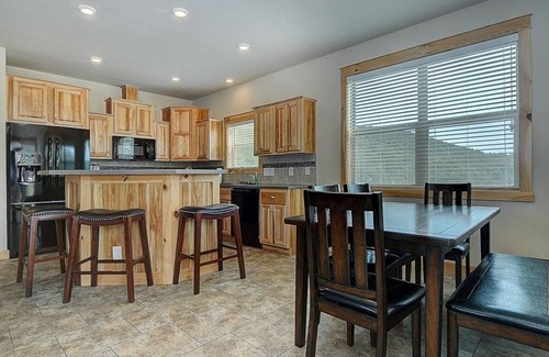 Salida House | This house is a 3 bedroom(s), 2.5 bathrooms, located in Salida, CO.