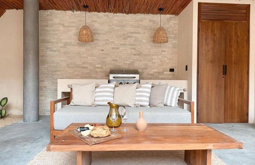 Tulum Villa | This villa is a 2 bedroom(s), 2.5 bathrooms, located in Tulum, Quintana Roo.