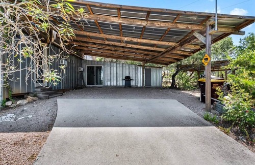 Austin Apartment | Thistle Hill Modern Barndominium wt Amazing View!