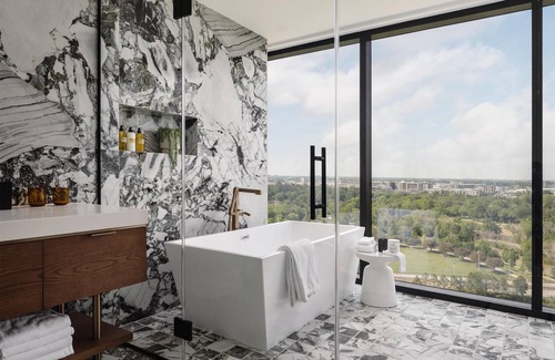 Montrose Hotel | Thompson Houston, by Hyatt