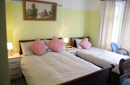 Burnham-on-Sea Bed & Breakfast | Thornbury Accommodation