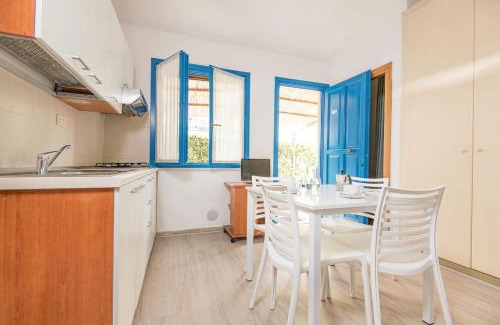 Piombino Apartment | THR - ISA-Appartament plus 4 beds, air conditioning and private outdoor area in Village with 6 swimming-pools