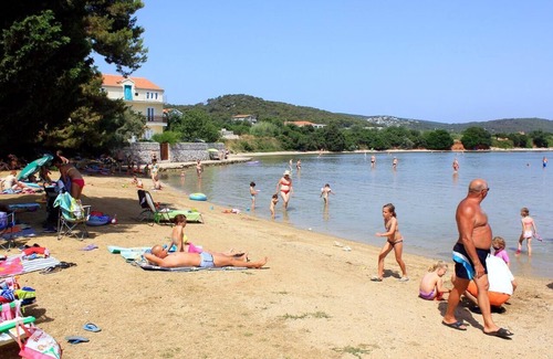 Kraj Apartment | Three bedroom apartment with balcony Kraj, Pašman (A-8457-a)