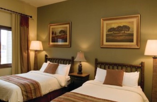 Lake Delton Resort | Three Bedroom Deluxe Luxury Condo, Wisconsin Dells, Wisconsin (19113768)