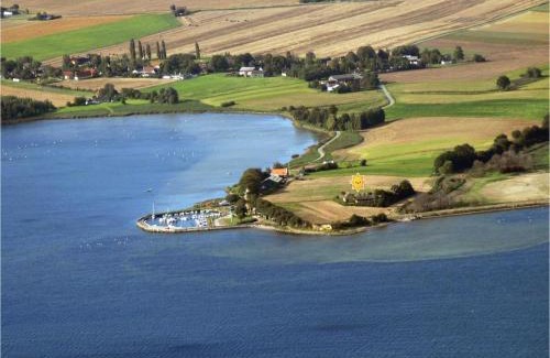Bandholm House | Three-Bedroom Holiday Home In Bandholm