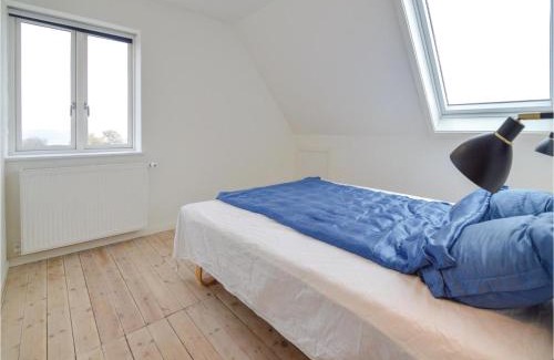 Bandholm House | Three-Bedroom Holiday Home In Bandholm