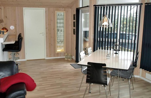 Nr. Lyngby House | Three-Bedroom Holiday Home Kaskelotvej with a Sauna 07