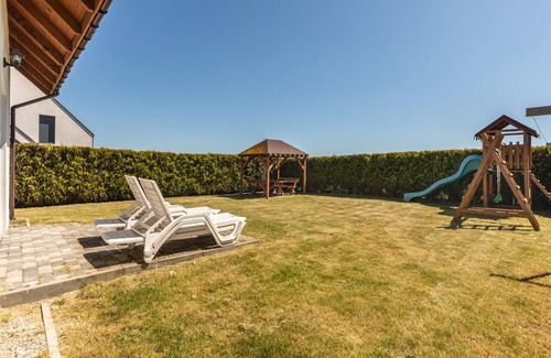 gmina Wolin House | Three-Bedroom House Muschel V with balcony