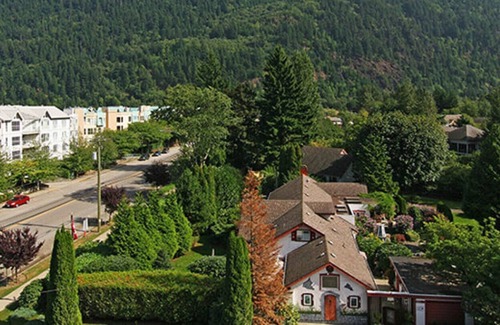 Harrison Hot Springs Apartment | Three Bedroom Penthouse Suite with Lakeview - Harrison Lake View Suites