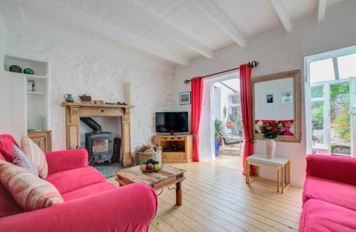 Mousehole House | Three Blind Mice