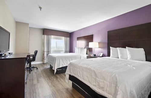 Dupont Hotel | Three Brothers Hospitality LLC