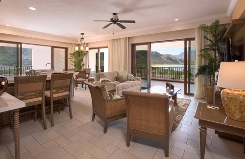 Loreto Villa | Three Dedroom Suites These units feature three spectacular bedrooms, which vary