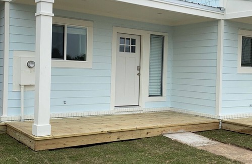 Gulf Vista House | 🌞 Three Large Beach Townhomes - Sleeps 24! 🤿 Private Pool⚓3 Free Golf Carts 🌊
