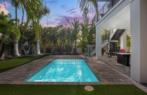 Holmes Beach House | Three Little Birds Cottage