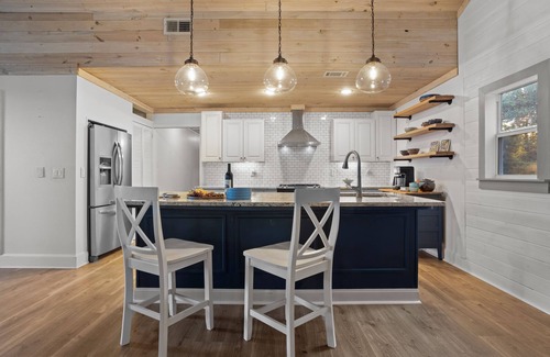 Bay St Louis House | Three Palms Oasis in Old Town Bay St. Louis. In the heart of it all!