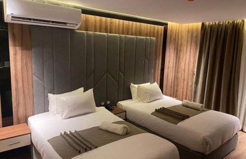 Giza Hotel | Three Pyramids View