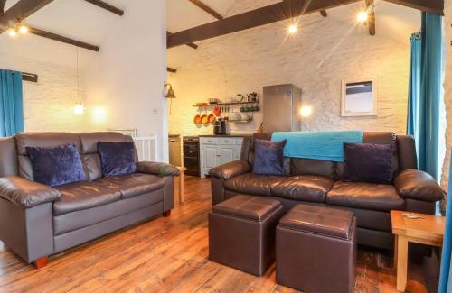 Tintagel House | Threshings Cottage