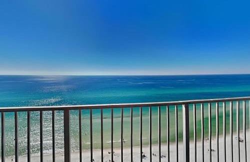 Panama City Beach Apartment | Tidewater Beach Resort #1306 - Beach Bliss