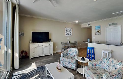 Panama City Beach Apartment | Tidewater Beach Resort #1306 - Beach Bliss