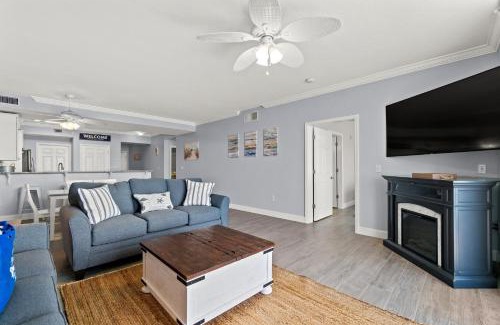 Panama City Beach House | Tidewater Beach Luxury Penthouse with Resort Amenities and a View!