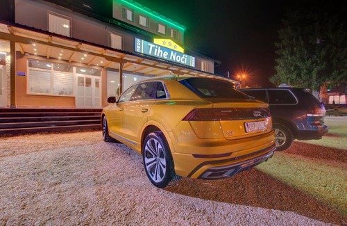 Pale Hotel | Tihe Noci Motel