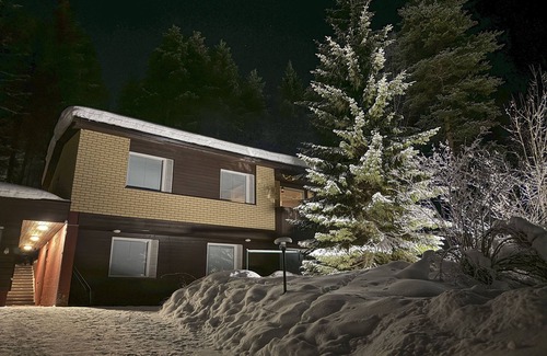 Rovaniemi House | Tilava Talo Soveltuu Erinomaisesti Isommalle Perheelle tai Ryhmälle