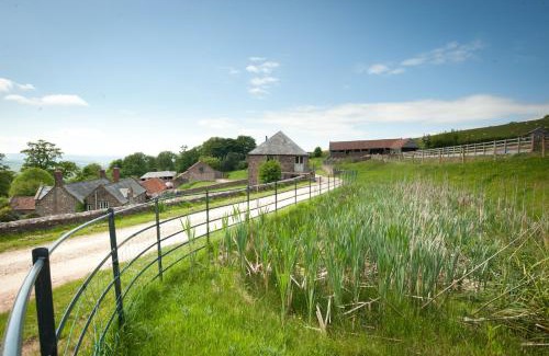 Kingston St Mary Other | Tilbury Shepherd Huts with Hot Tubs & Holiday Cottages with no Hot Tubs