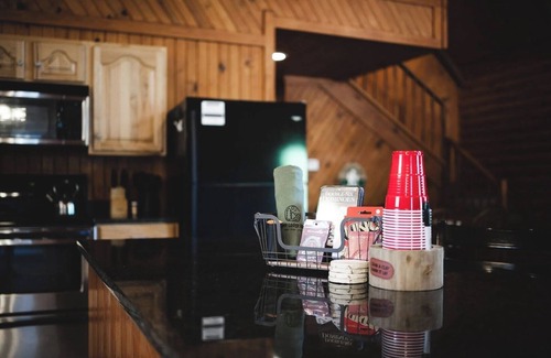 Amity Cabin | Timber Lodge Ranch - Bear Claw Cabin