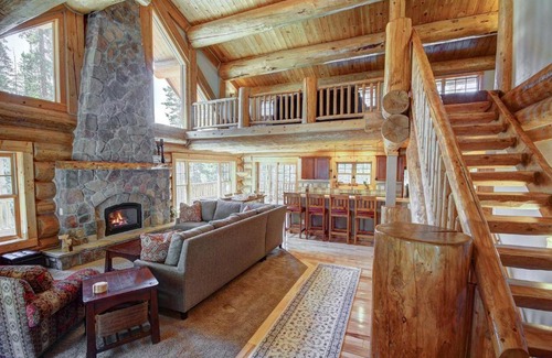 Quandary Village House | Timber Ridge Lodge
