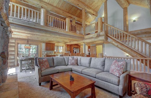 Quandary Village House | Timber Ridge Lodge