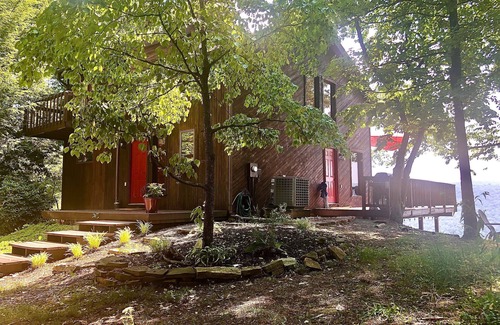 James Creek House | Timberlake Vista, Lake House With Spectacular View, Near Shy Beaver Boat Launch